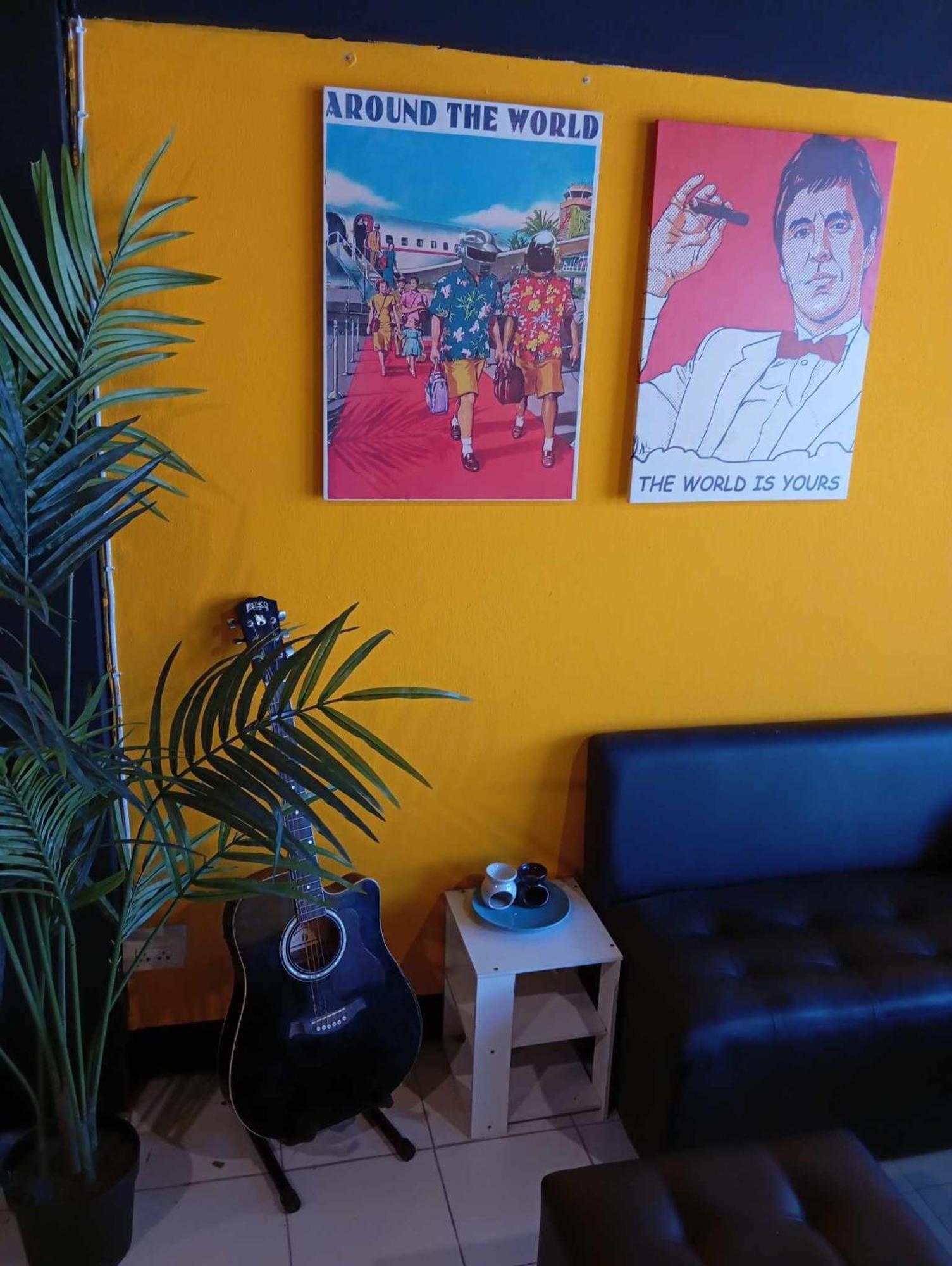 Lita Guesthouse チエンマイ エクステリア 写真