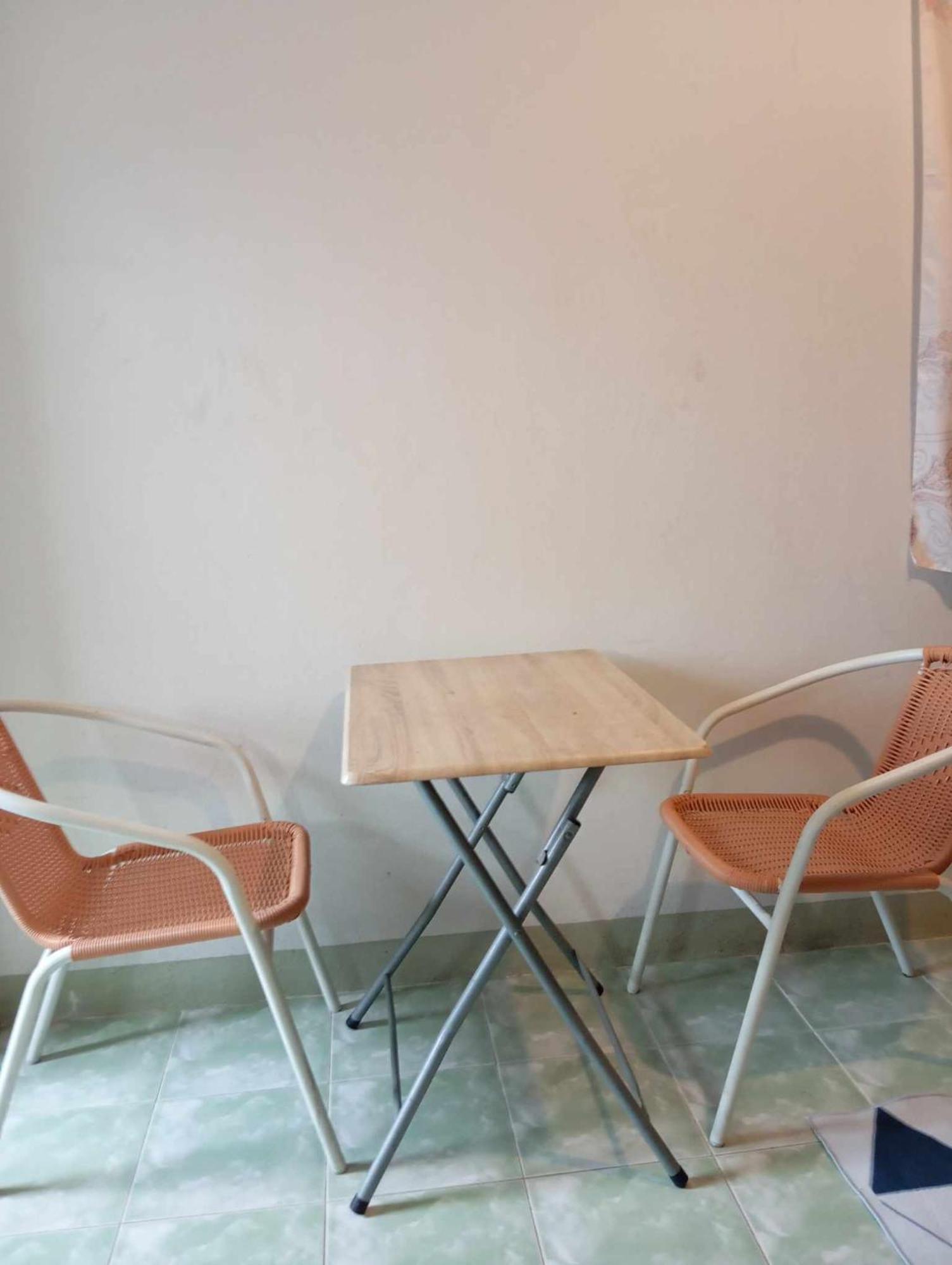 Lita Guesthouse チエンマイ エクステリア 写真