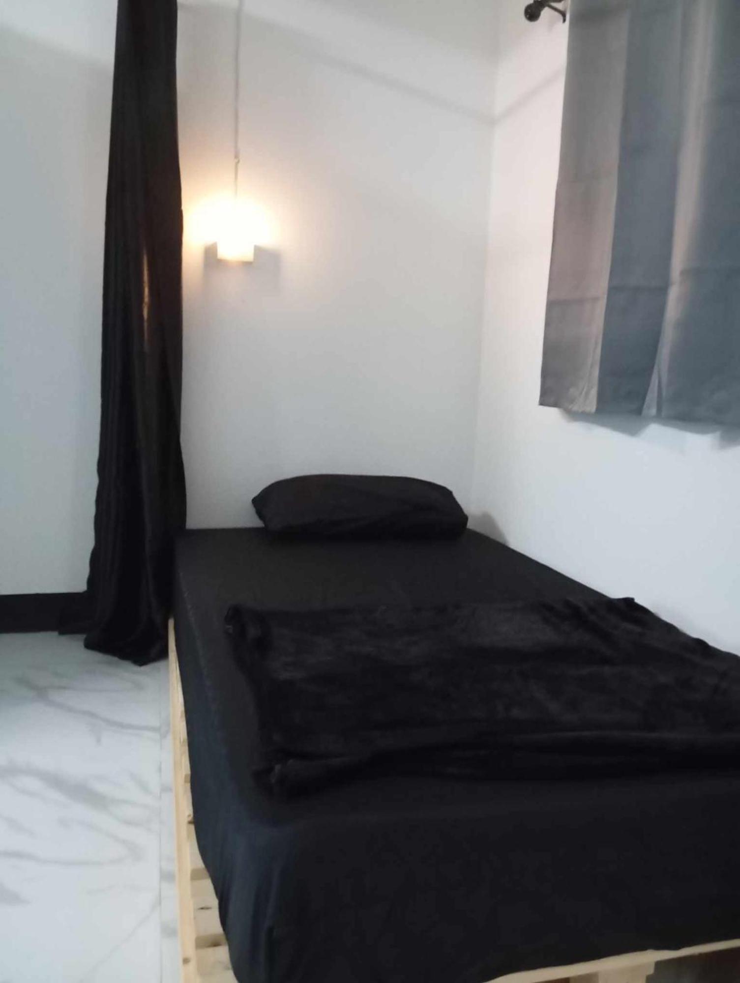 Lita Guesthouse チエンマイ エクステリア 写真