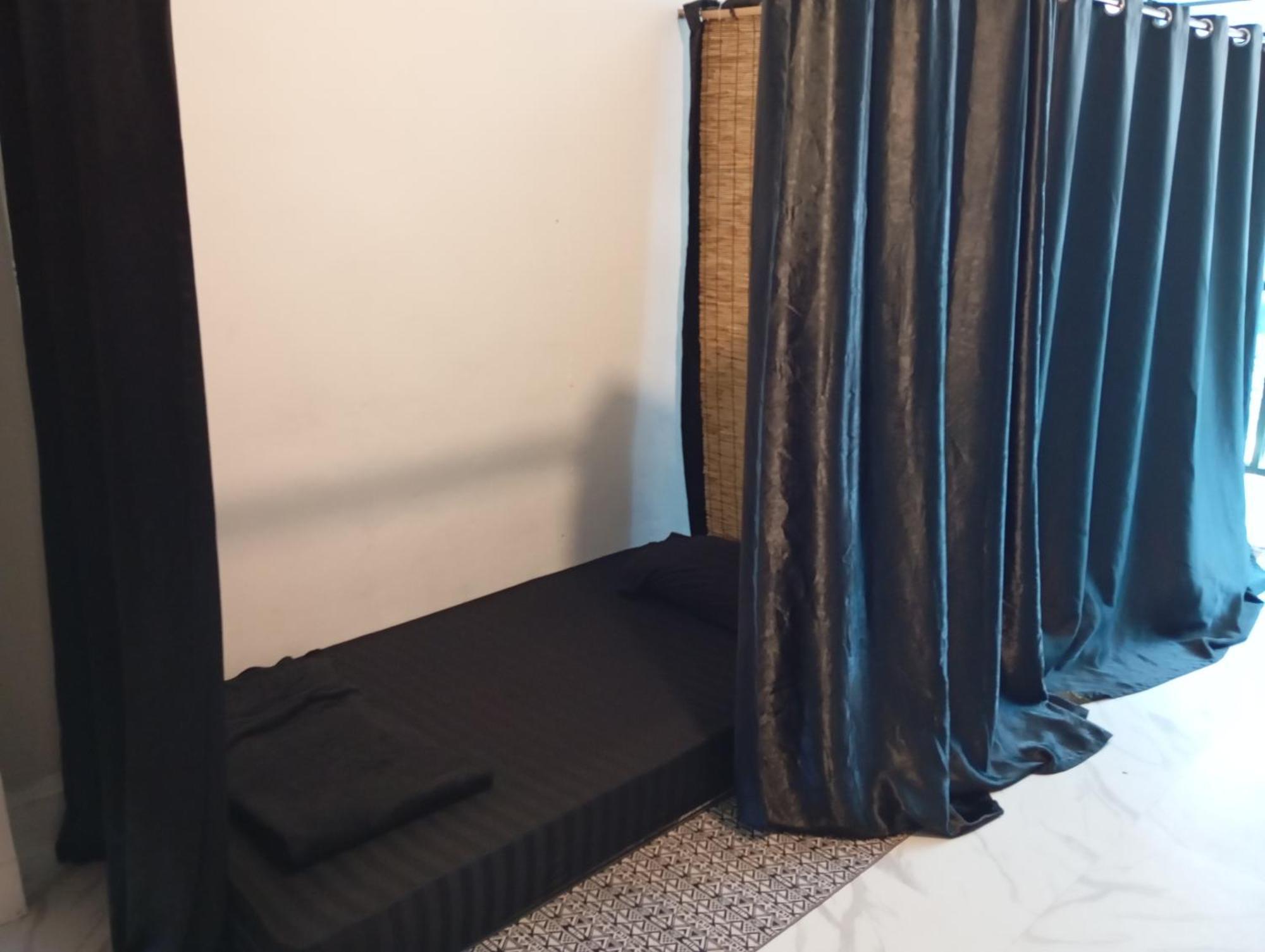 Lita Guesthouse チエンマイ エクステリア 写真