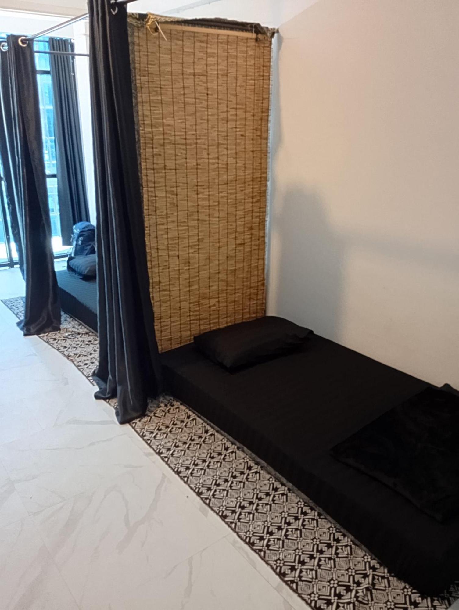 Lita Guesthouse チエンマイ エクステリア 写真
